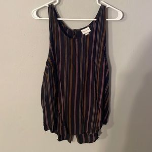Black striped tank top with button up back. Ava and Viv size 1x